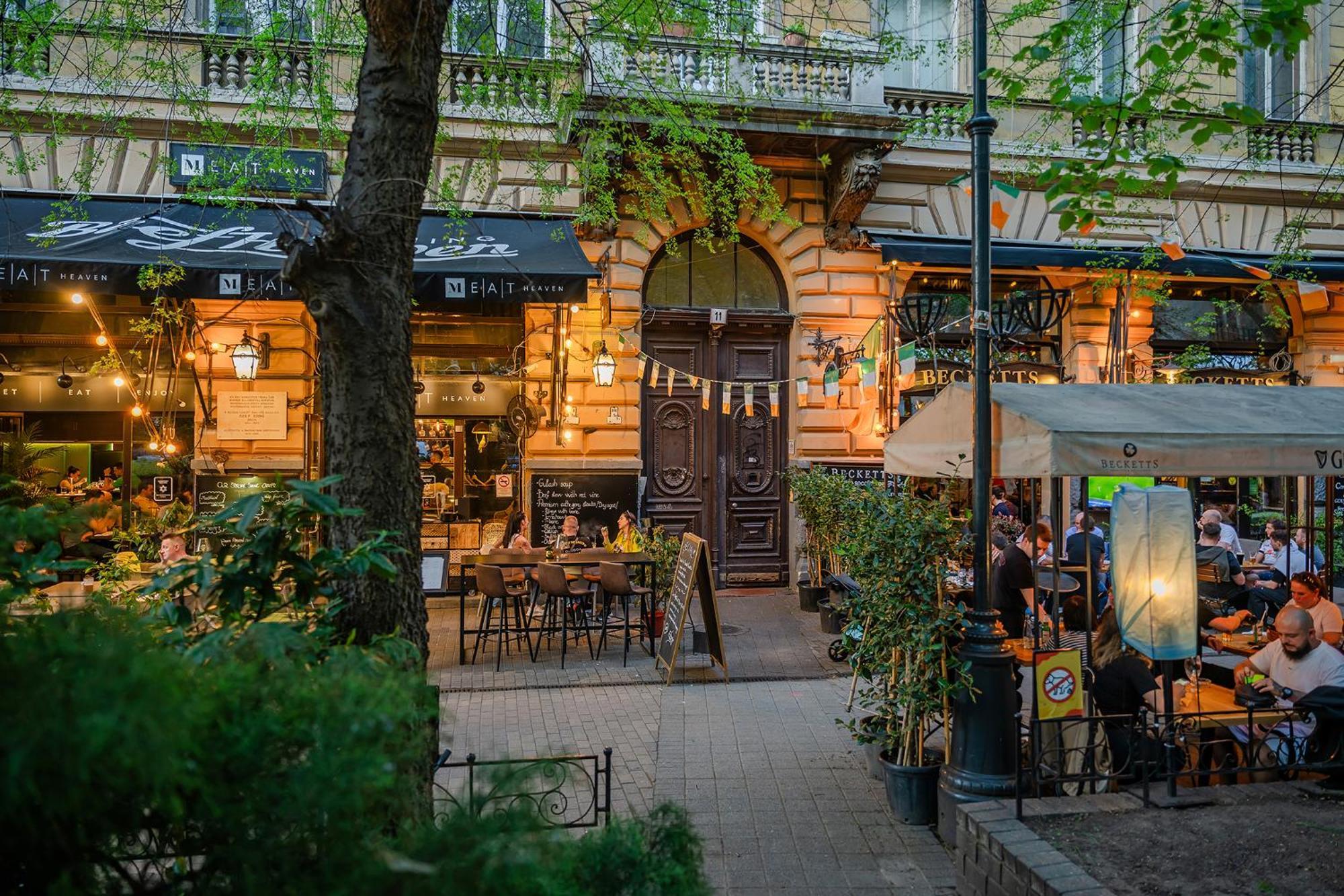 Liszt Modern Chic Apartment Budapest Eksteriør bilde