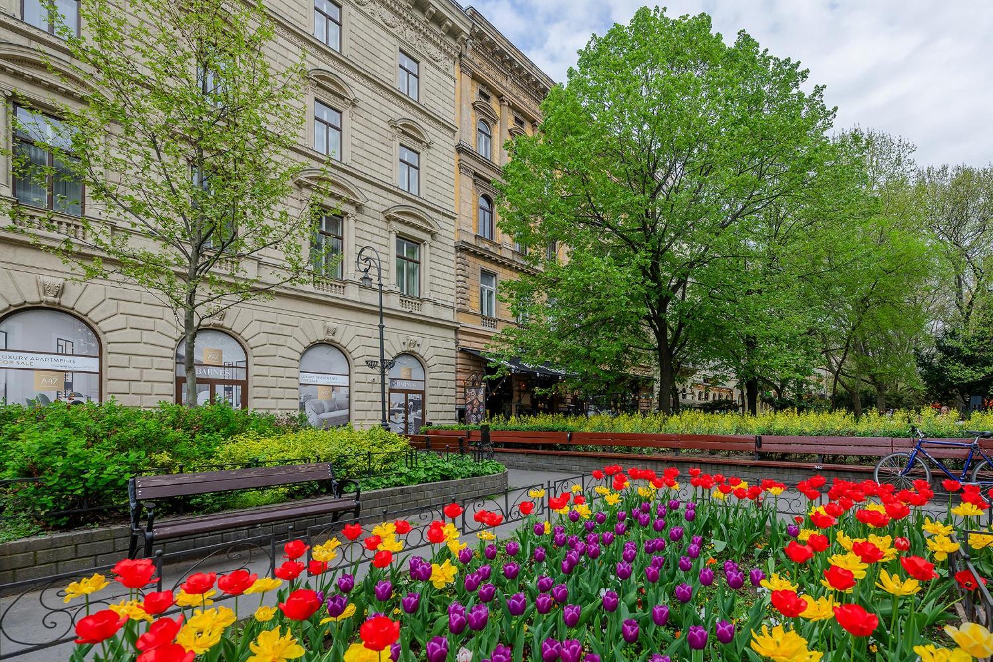 Liszt Modern Chic Apartment Budapest Eksteriør bilde